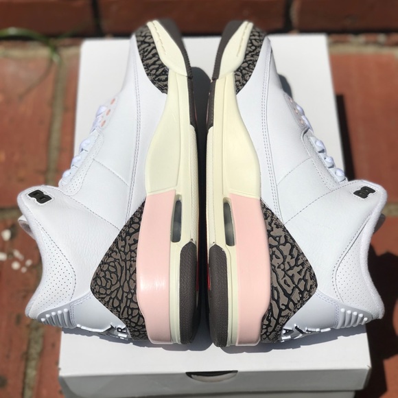 Air Jordan Retro 3 Dark Mocha / Neapolitan Size 9.5W / 8 Men - Picture 7 of 9